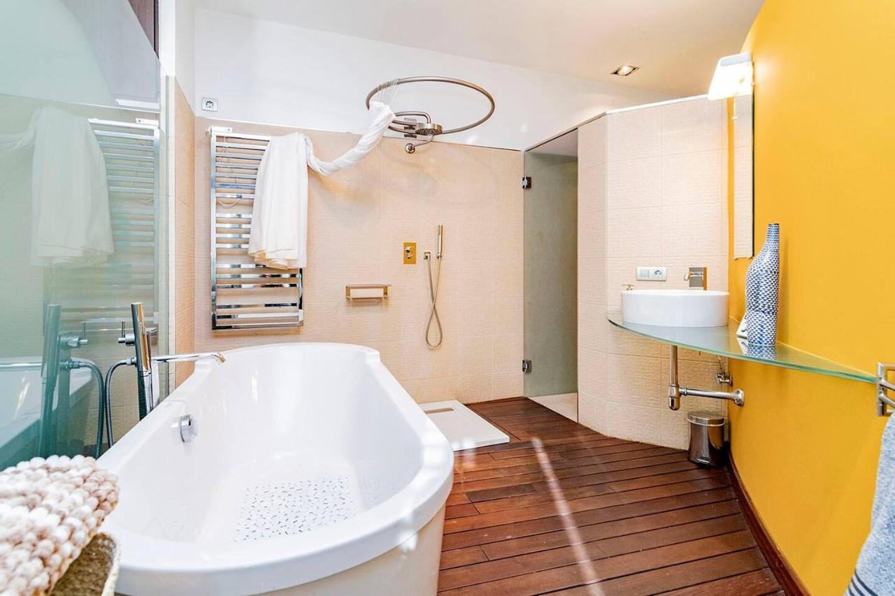Luxury Apartment In La Latina By Batuecas Madri Exterior foto